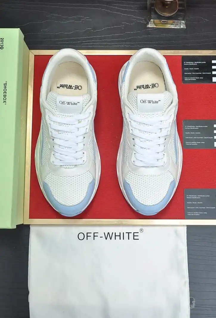 hype Off-White Sneakers