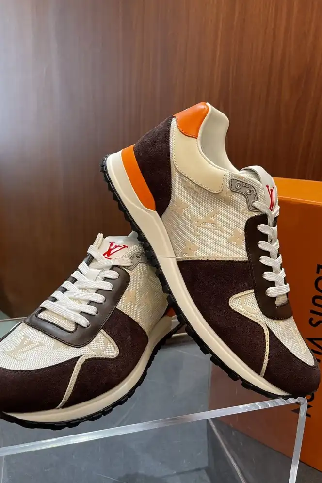 hype Louis Vuitton Sneakers