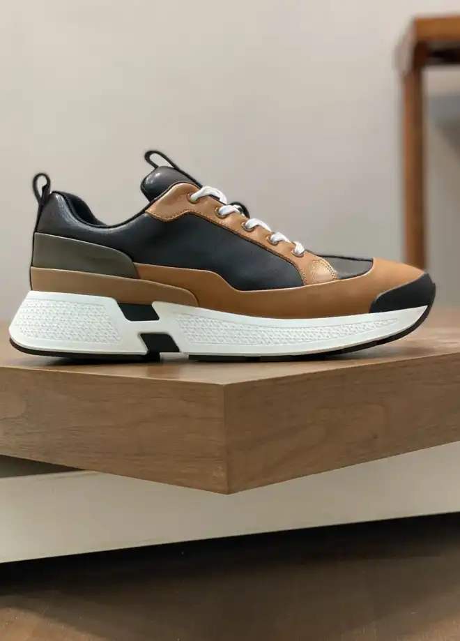 hype Hermes Sneakers