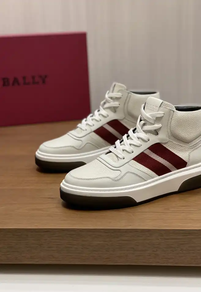 hype Burberry Sneakers