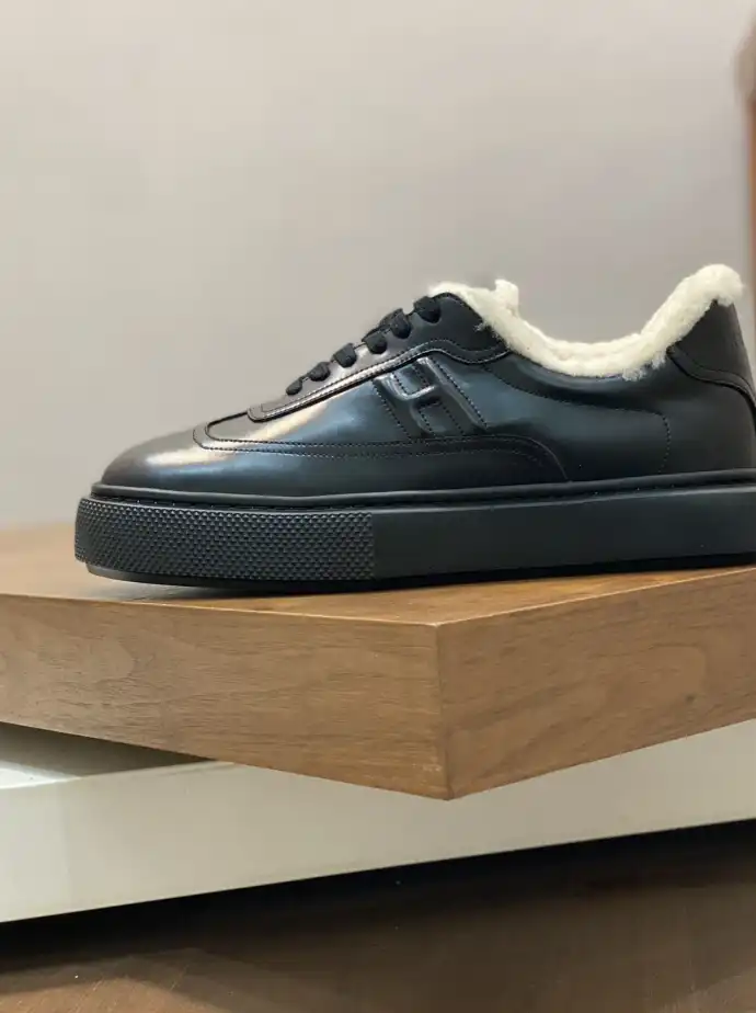 hype Hermes Sneakers