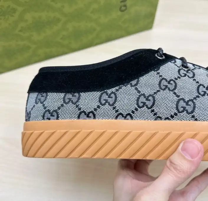 hype Gucci Sneakers