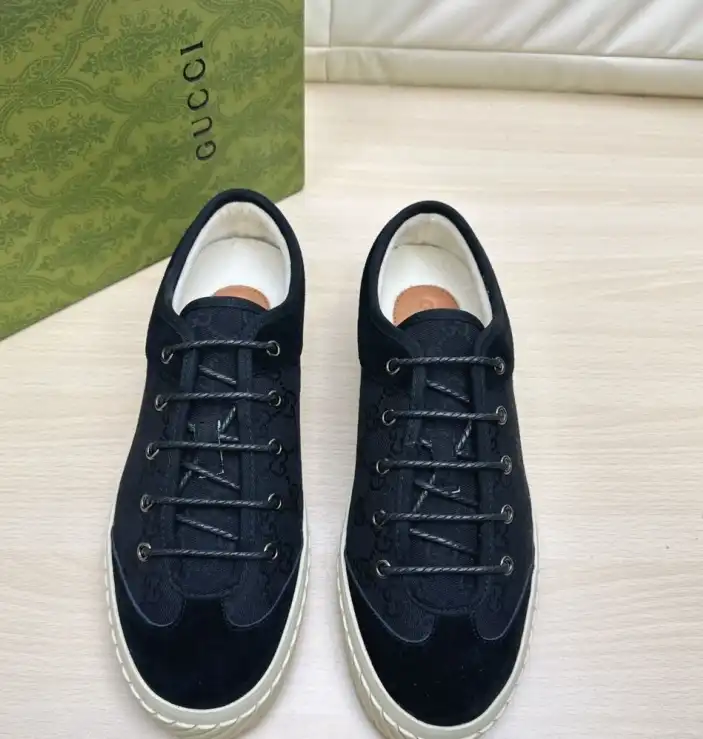 hype Gucci Sneakers