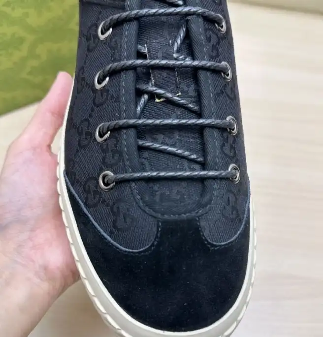 hype Gucci Sneakers