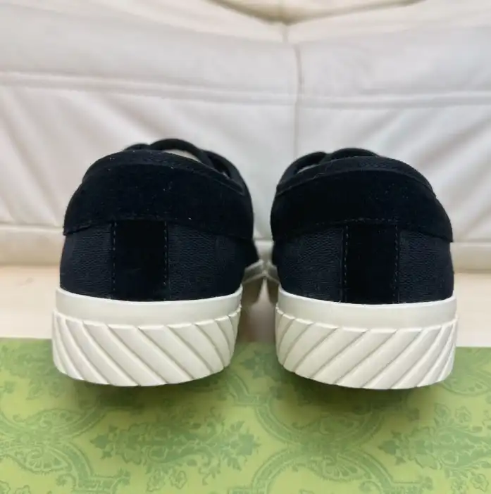 hype Gucci Sneakers