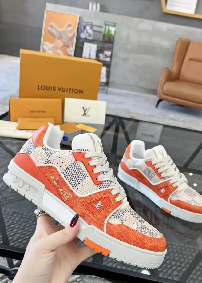 hype Louis Vuitton Sneakers