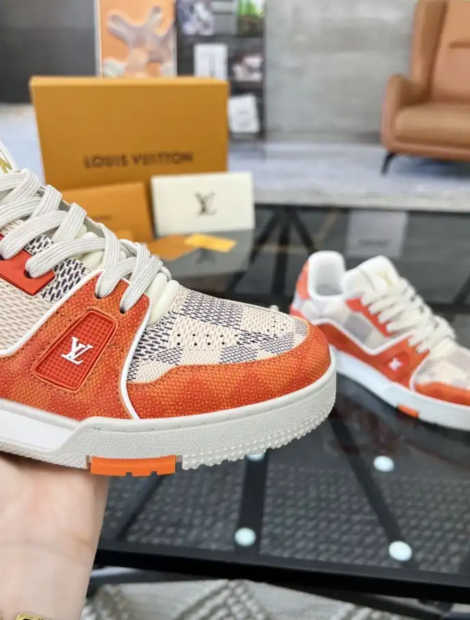 hype Louis Vuitton Sneakers