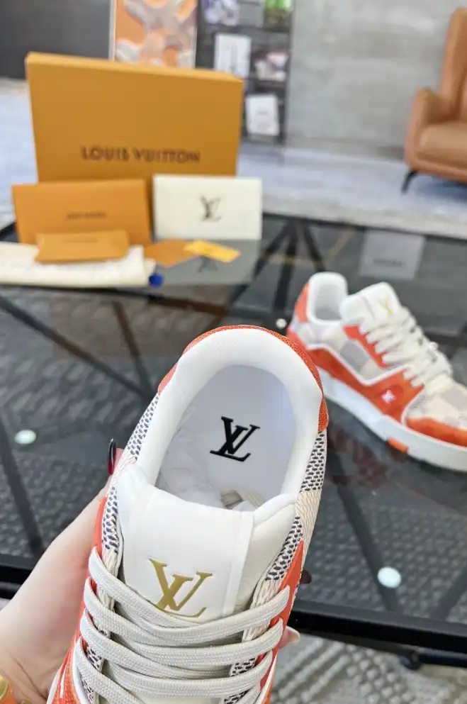 hype Louis Vuitton Sneakers