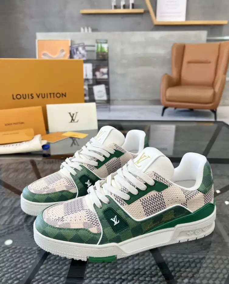 hype Louis Vuitton Sneakers