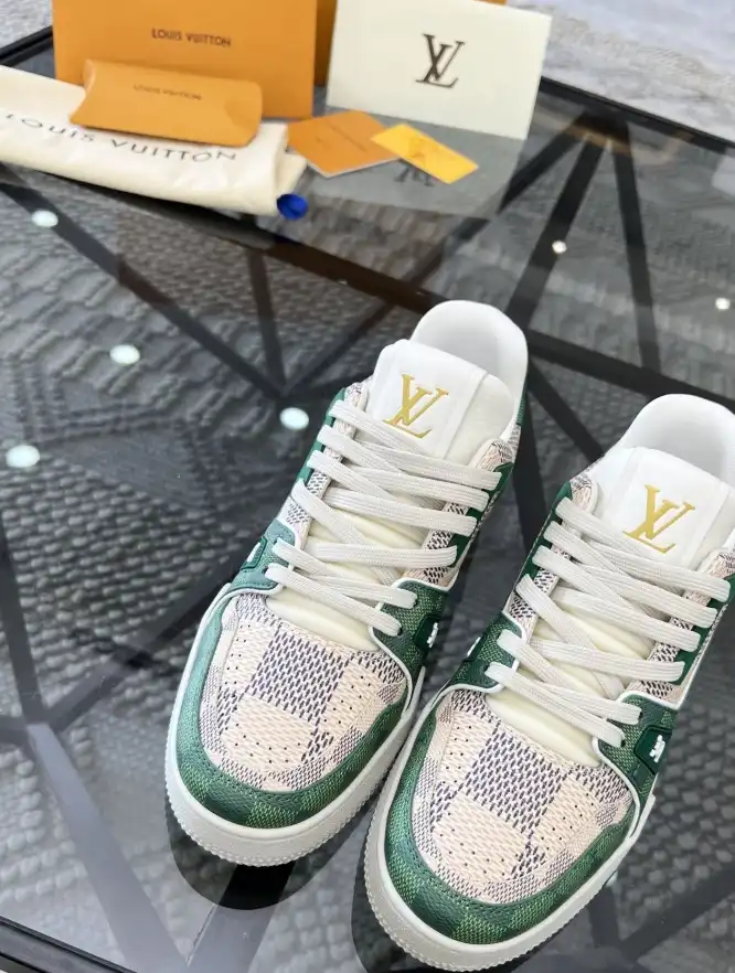 hype Louis Vuitton Sneakers