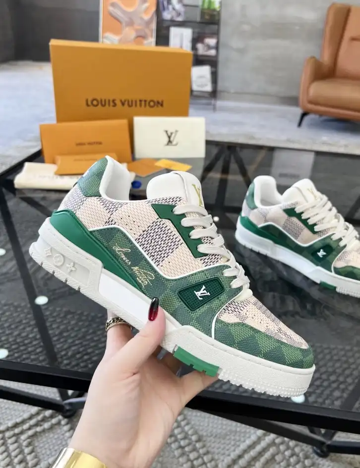 hype Louis Vuitton Sneakers