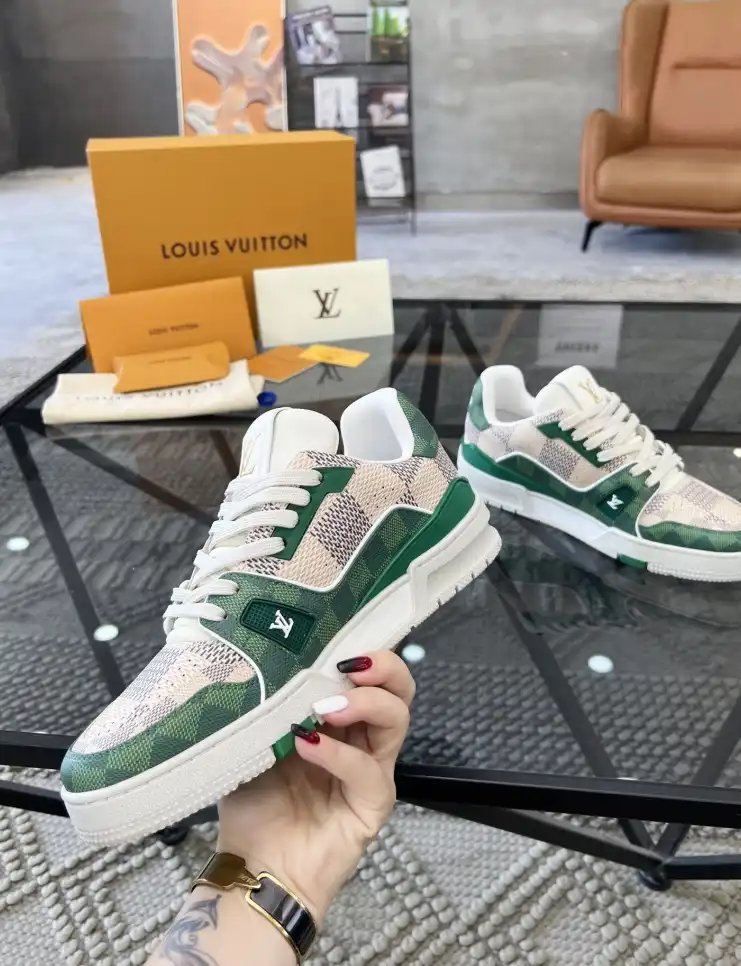 hype Louis Vuitton Sneakers