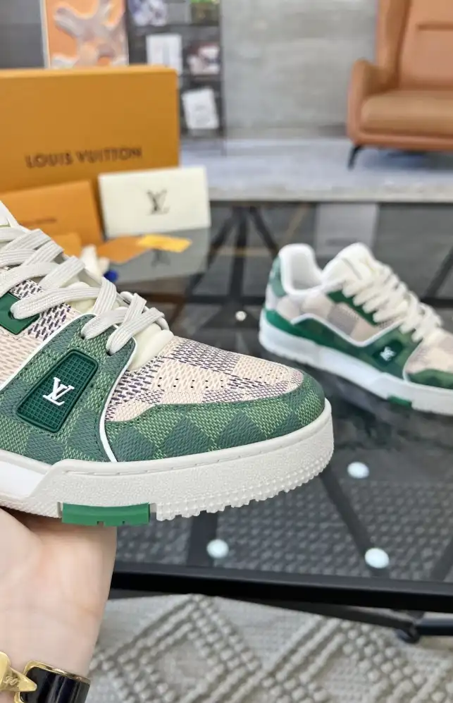 hype Louis Vuitton Sneakers