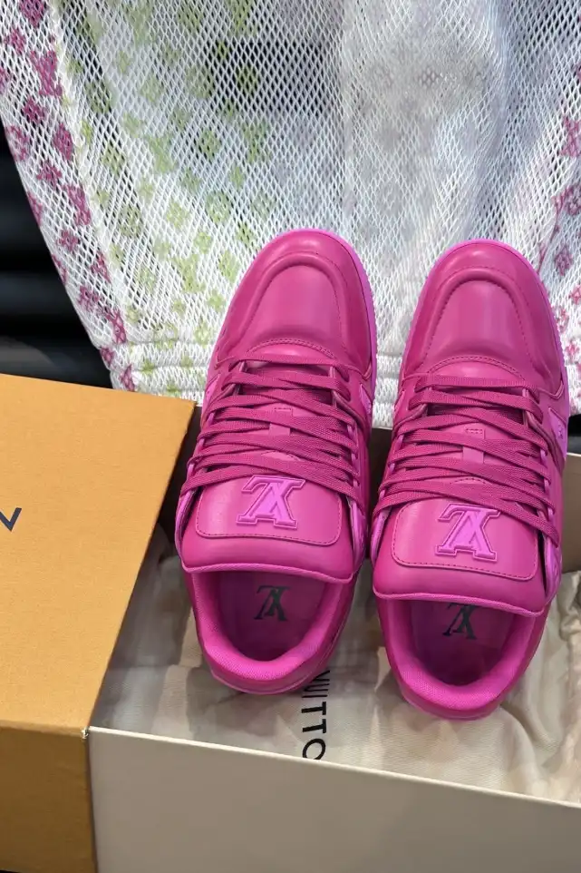 hype Louis Vuitton Sneakers