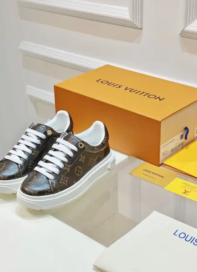 hype Louis Vuitton Sneakers