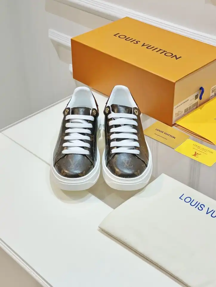 hype Louis Vuitton Sneakers