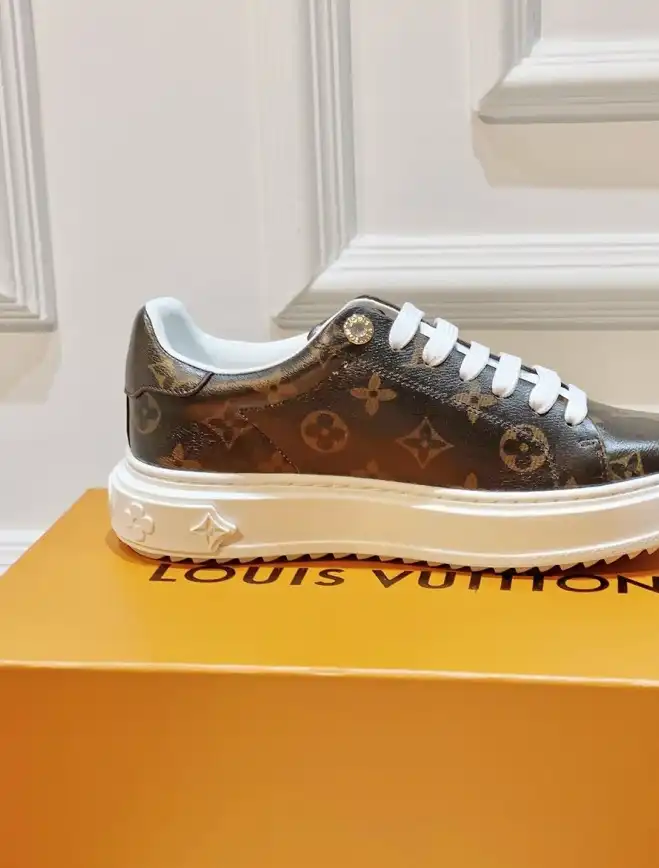 hype Louis Vuitton Sneakers