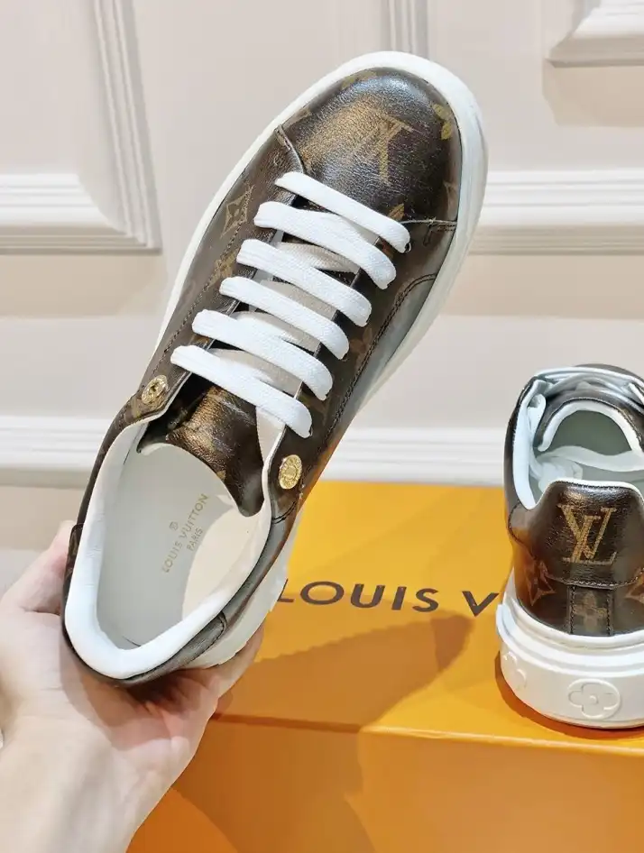 hype Louis Vuitton Sneakers