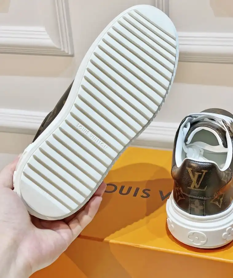 hype Louis Vuitton Sneakers