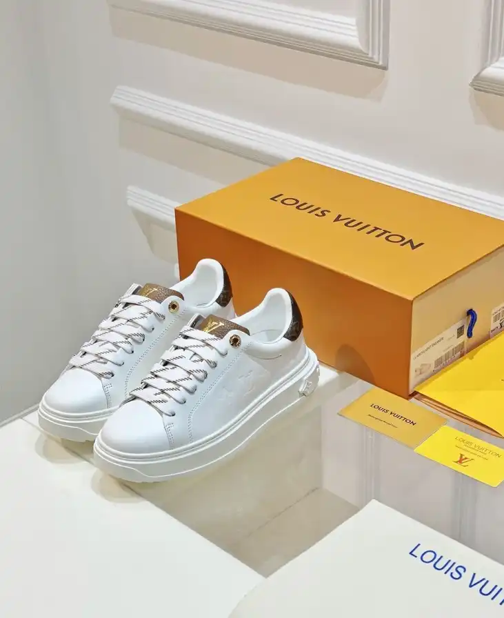 hype Louis Vuitton Sneakers