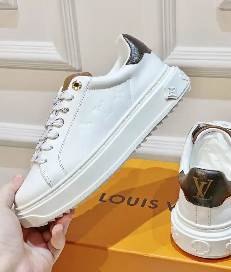 hype Louis Vuitton Sneakers