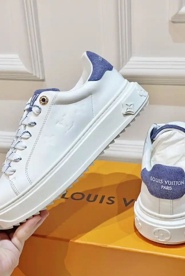 hype Louis Vuitton Sneakers