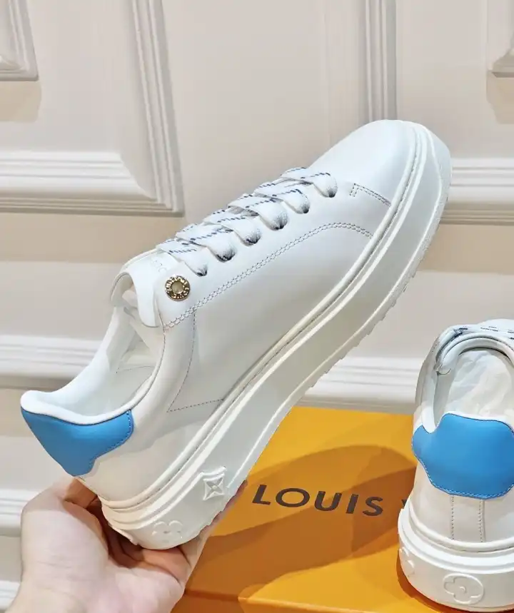 hype Louis Vuitton Sneakers