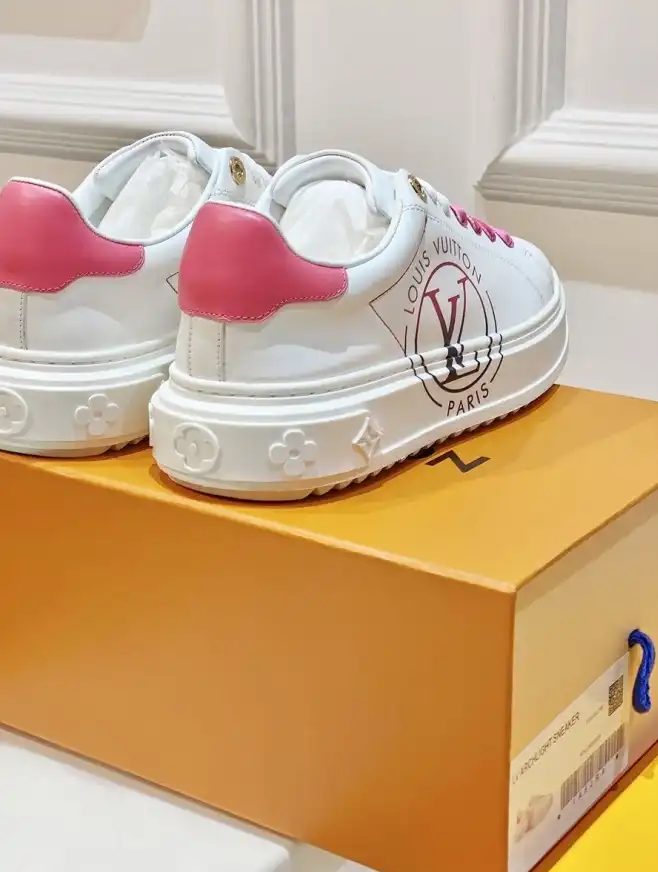 hype Louis Vuitton Sneakers