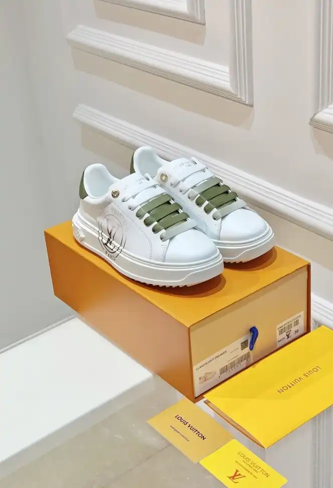 hype Louis Vuitton Sneakers