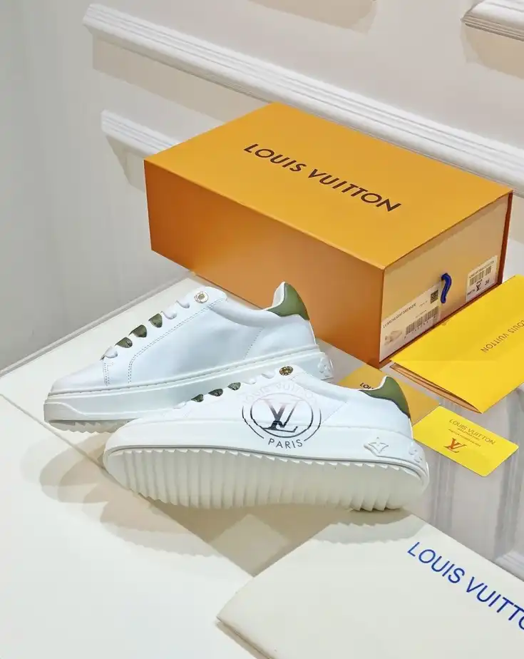 hype Louis Vuitton Sneakers