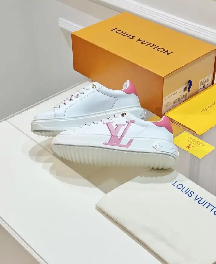 hype Louis Vuitton Sneakers