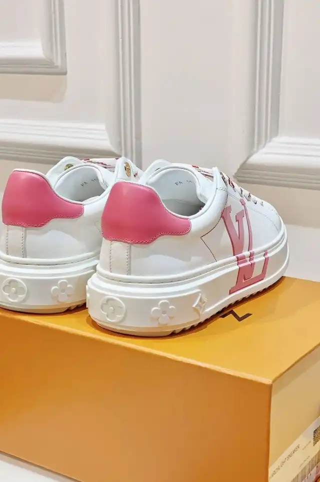 hype Louis Vuitton Sneakers