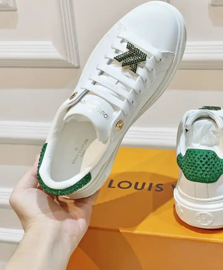 hype Louis Vuitton Sneakers