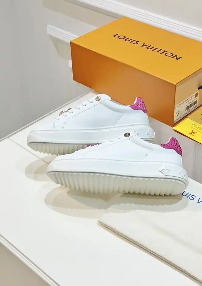 hype Louis Vuitton Sneakers