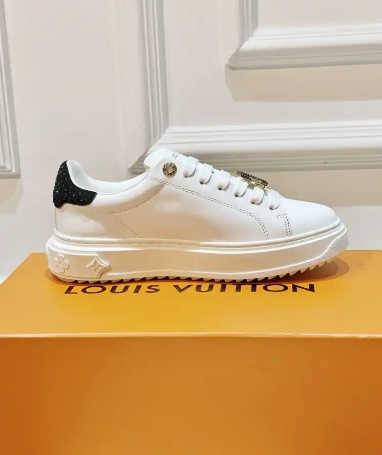 hype Louis Vuitton Sneakers