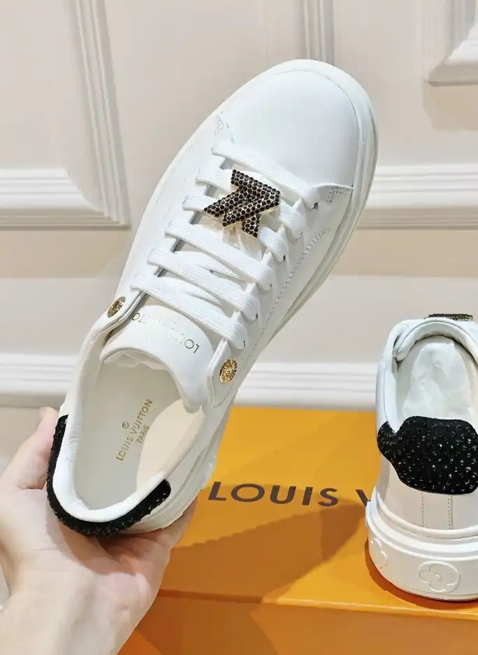 hype Louis Vuitton Sneakers