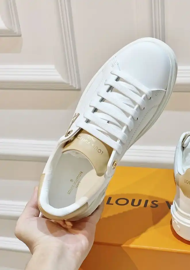 hype Louis Vuitton Sneakers