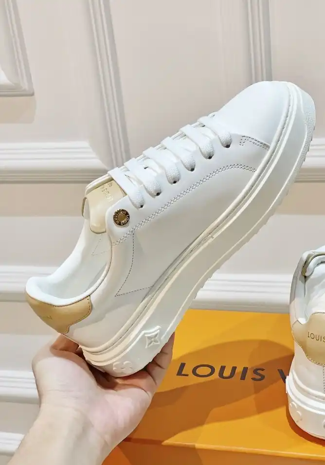 hype Louis Vuitton Sneakers