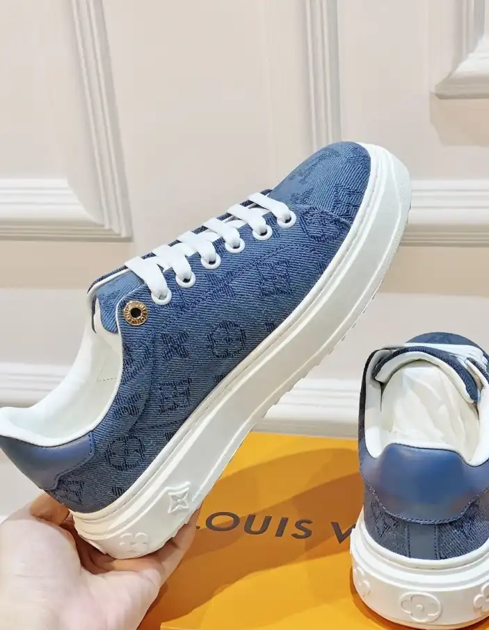 hype Louis Vuitton Sneakers