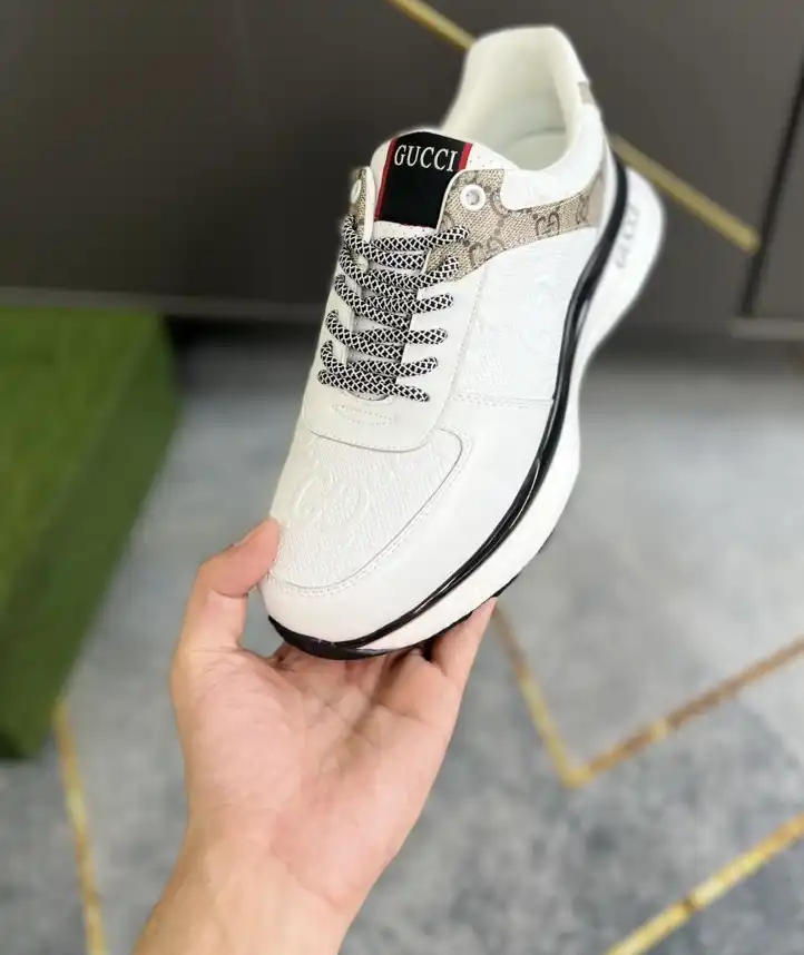 hype Gucci Sneakers