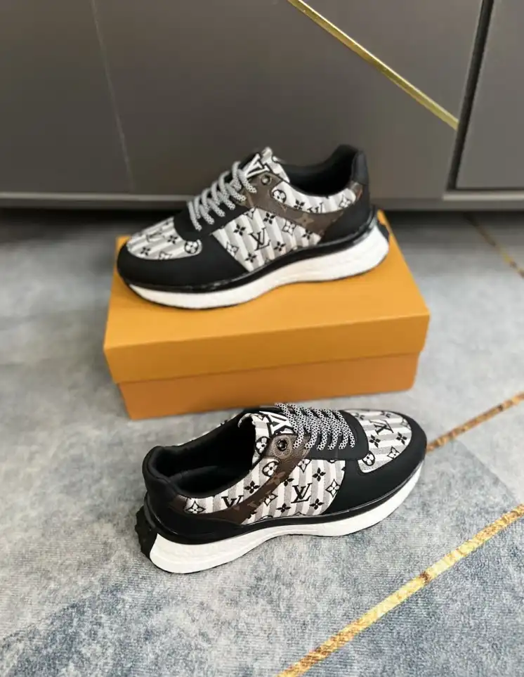 hype Louis Vuitton Sneakers