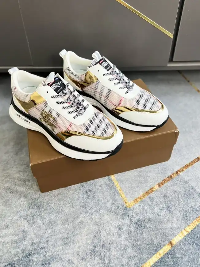 hype Burberry Sneakers