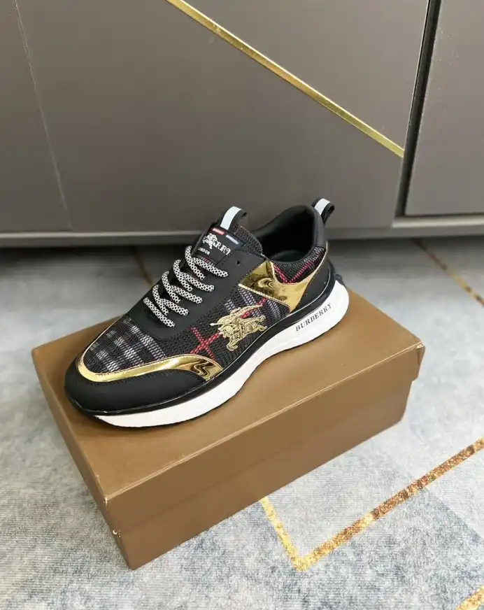 hype Burberry Sneakers