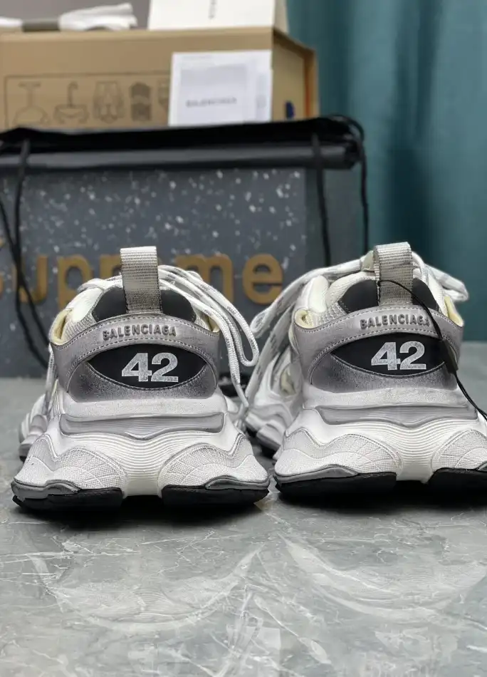 hype Balenciaga Sneakers