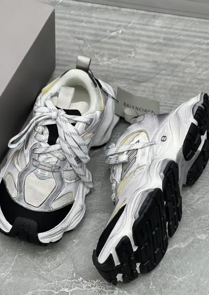 hype Balenciaga Sneakers