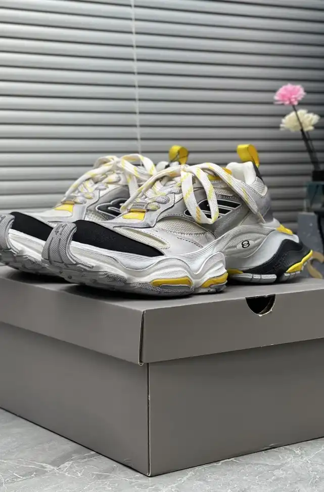 hype Balenciaga Sneakers