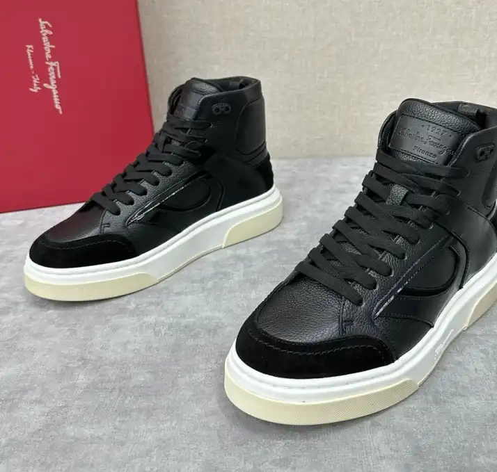 hype Fendi Sneakers