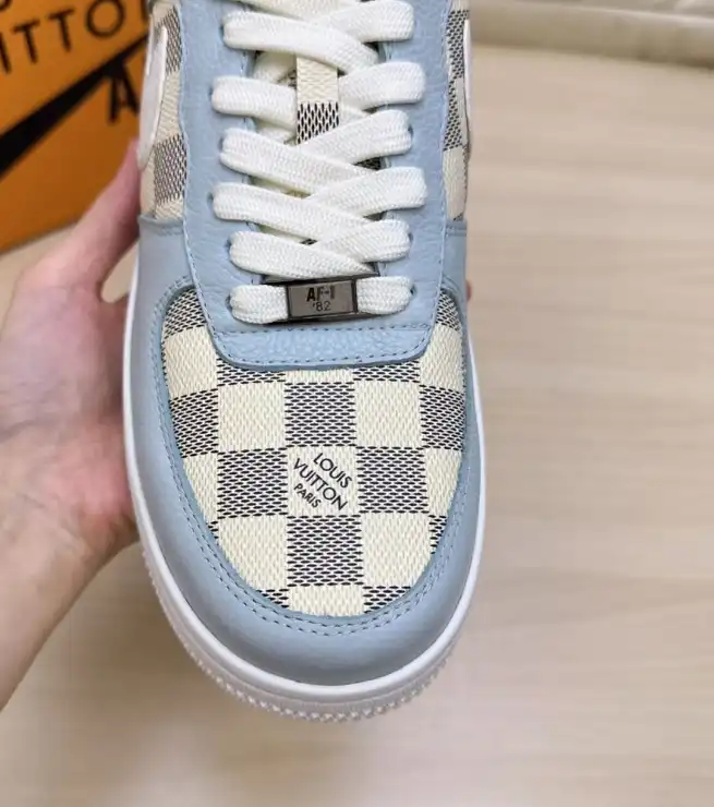 hype Louis Vuitton Sneakers