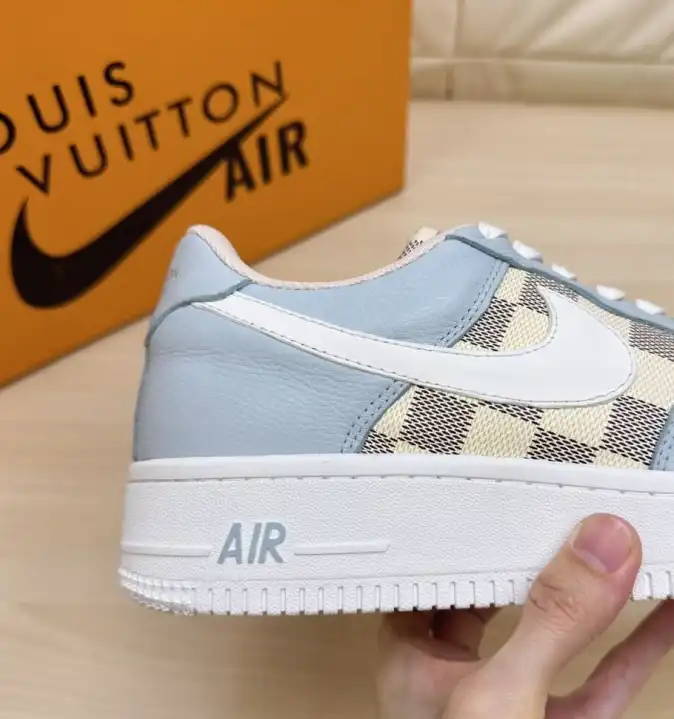 hype Louis Vuitton Sneakers