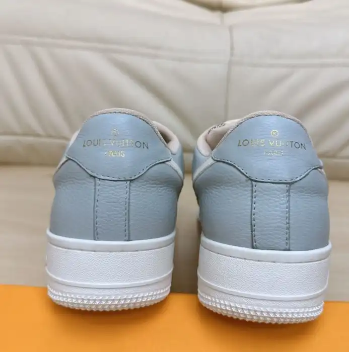 hype Louis Vuitton Sneakers